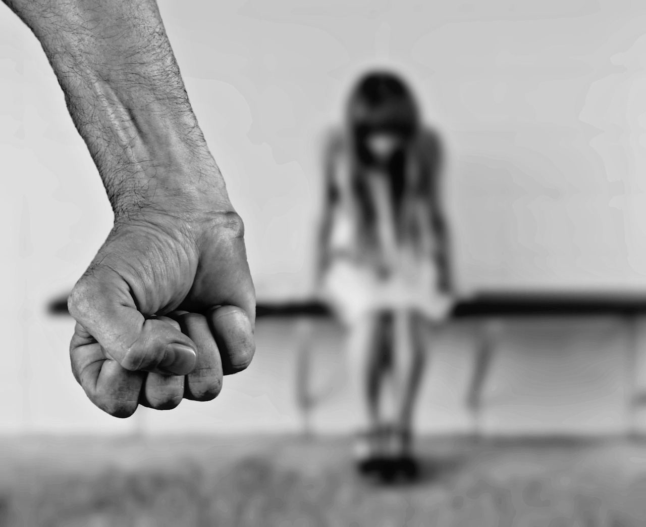 woman shares domestic violence struggle